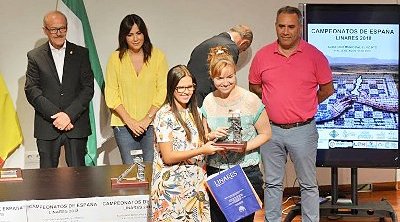 Sabrina Vega, campeona de España 2018, recoge los premios